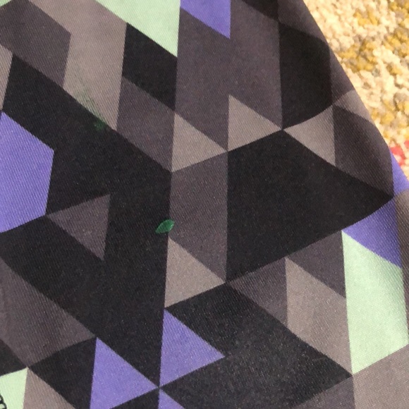 🧜🏼♀️3 for $15 item! 🧜🏼♀️ Under Armour girls leggings - Picture 4 of 4